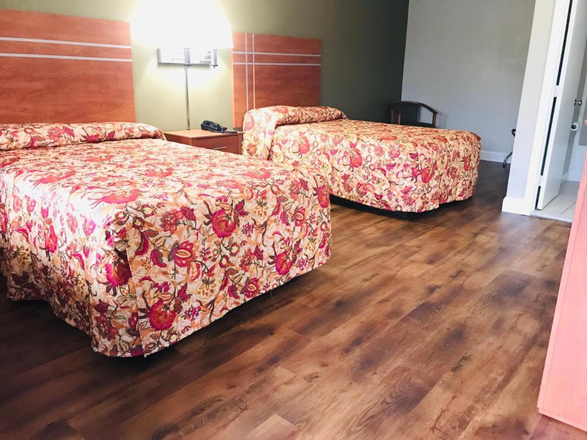 Rodeway Inn Swansea Екстер'єр фото