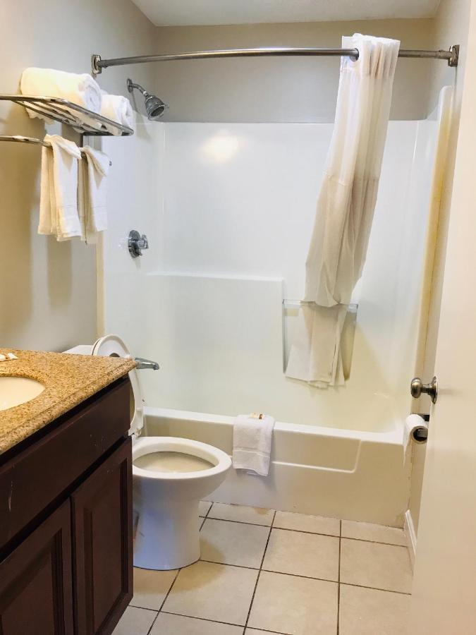 Rodeway Inn Swansea Екстер'єр фото