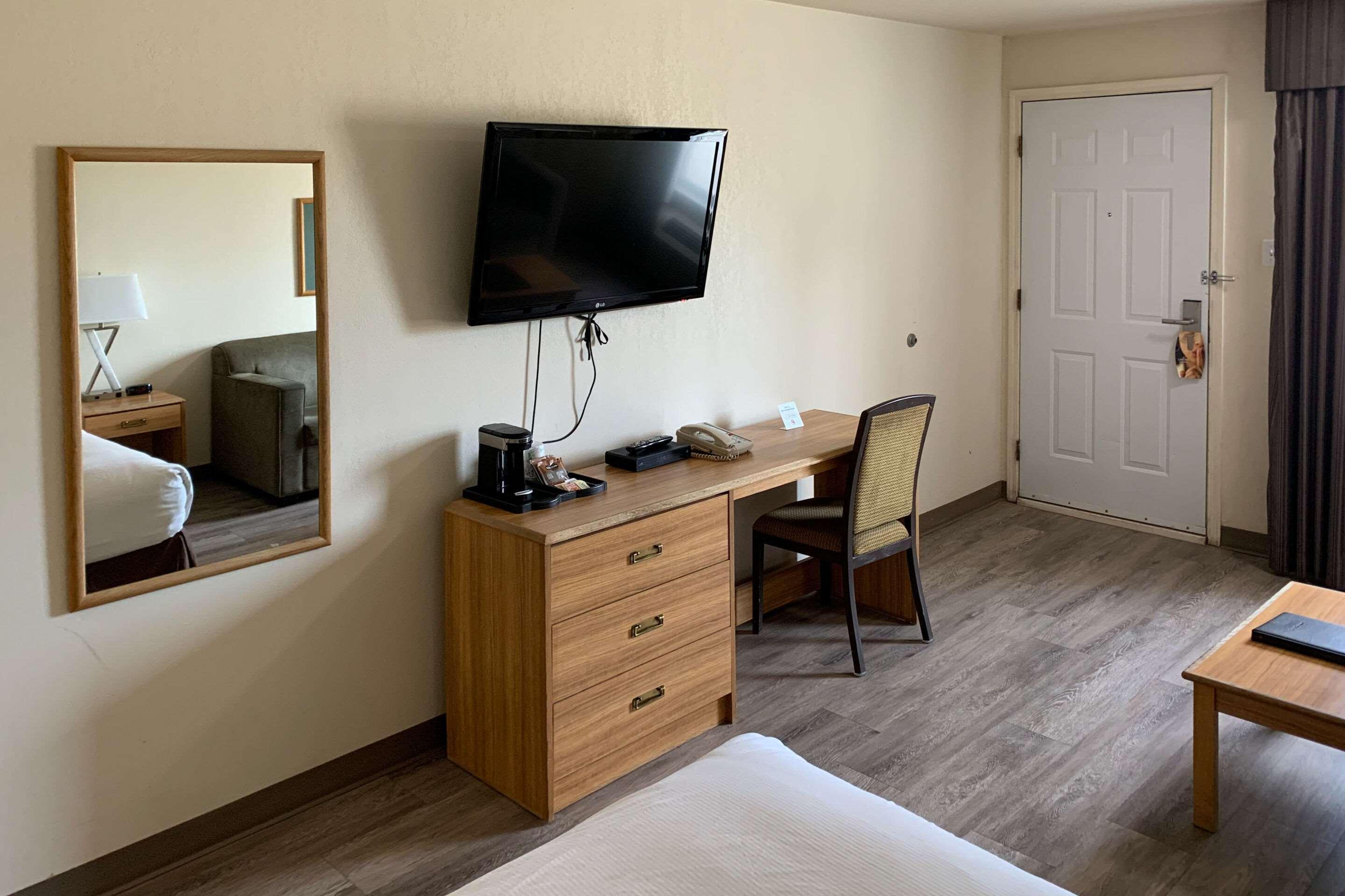 Rodeway Inn Swansea Екстер'єр фото